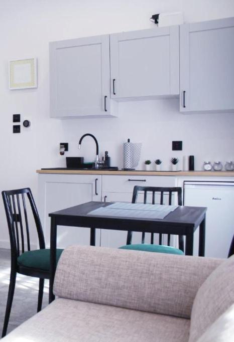 Apartament Z Historia Jelenia Góra Екстериор снимка