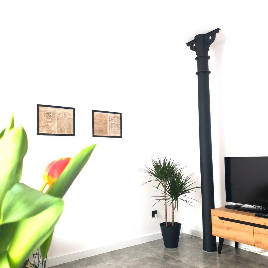 Apartament Z Historia Jelenia Góra Екстериор снимка